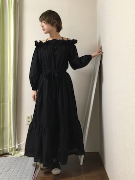 「真っ黒コーデ」｜「アイテム（スリッポン）」を使った、FBKさん（レディース・160cm）の春コーディネート