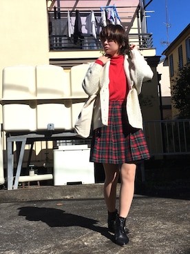 「red」｜「アイテム（ブーツ）」を使った、FBKさん（レディース・160cm）の秋コーディネート