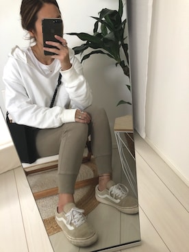 「titivate（ティティベイト）のアイテム（パーカー）」を使った、tig___6さん（レディース・160cm）の秋コーディネート