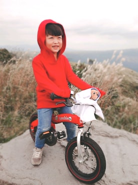 「E.T.」｜「アイテム（その他）」を使った、aoさん（キッズ・110cm）の秋コーディネート