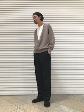 「URBAN RESEARCH（アーバンリサーチ）のアイテム（スラックス）」を使った、近藤　正章さん（メンズ・187cm）の春コーディネート