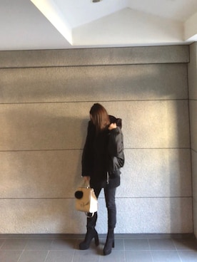 「全身黒」｜「アイテム（ブルゾン）」を使った、shoko.♡さん（レディース・168cm）の冬コーディネート