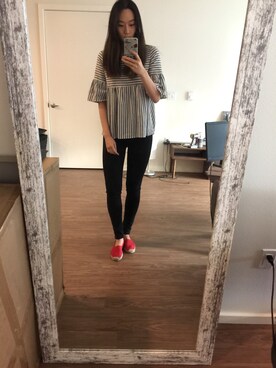 「red」｜「アイテム（スリッポン）」を使った、wendyさん（レディース・175cm）の秋コーディネート