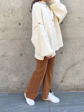 「AS KNOW AS PINKY（アズノゥアズピンキー）のマルチWAYなボタンプルオーバー（ニット/セーター、ホワイト系）」を使った、hinanoさん（レディース・156cm）の冬コーディネート