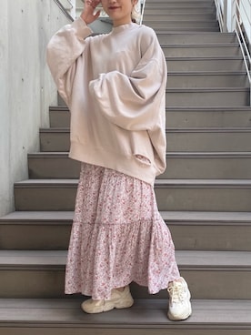 「AS KNOW AS PINKY（アズノゥアズピンキー）のアイテム（スウェット）」を使った、hinanoさん（レディース・156cm）の冬コーディネート