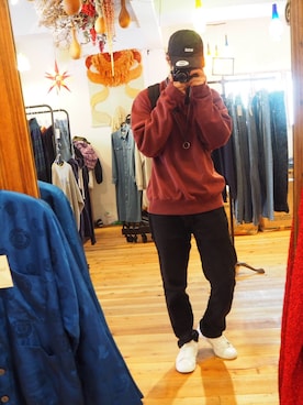 「Champion（チャンピオン）のアイテム（スウェット、レッド系）」を使った、野田はるとさん（メンズ）の秋コーディネート