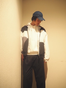 「古着のアイテム（ナイロンジャケット、ホワイト系）」を使った、野田はるとさん（メンズ）の春コーディネート