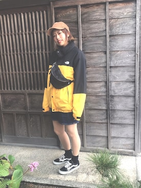 「古着女子」｜「アイテム（ナイロンジャケット）」を使った、すずさん（レディース・158cm）の冬コーディネート