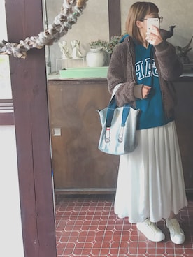 「岩座 IWAKURA（イワクラ）のアイテム」を使った、kmmyさん（レディース・155cm）の春コーディネート