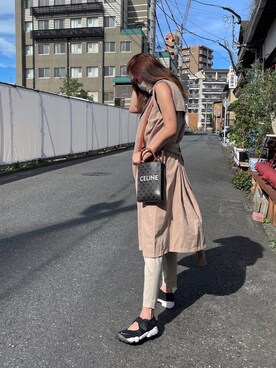「CELINE（セリーヌ）のアイテム（ショルダーバッグ）」を使った、𝐑𝐈𝐈（rina tokiai）さん（レディース・166cm）の夏コーディネート