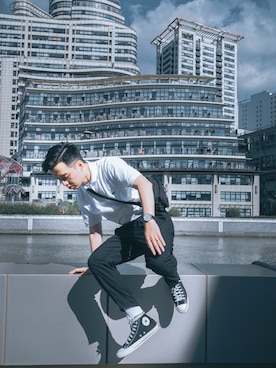 「CONVERSE TOKYO（コンバーストウキョウ）のアイテム（シューズ）」を使った、周琪-Nickさん（メンズ・178cm）の夏コーディネート