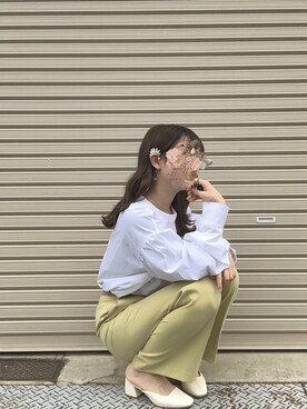 「アイテム（ピアス（片耳用））」を使った、ほうじちゃらてさん（レディース・159cm）の春コーディネート