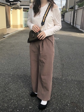 「SVEC（シュベック）のカンフーシューズ kung fu Shoes / ストラップパンプス（バレエシューズ）」を使った、ほうじちゃらてさん（レディース・159cm）の秋コーディネート