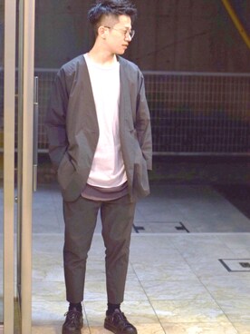 「ISSEY MIYAKE（イッセイミヤケ）のアイテム（スニーカー）」を使った、YouTuber美容師テラヤマジック相互さん（メンズ・172cm）の春コーディネート