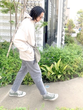 「アイテム（かごバッグ）」を使った、YouTuber美容師テラヤマジック相互さん（メンズ・172cm）の春コーディネート
