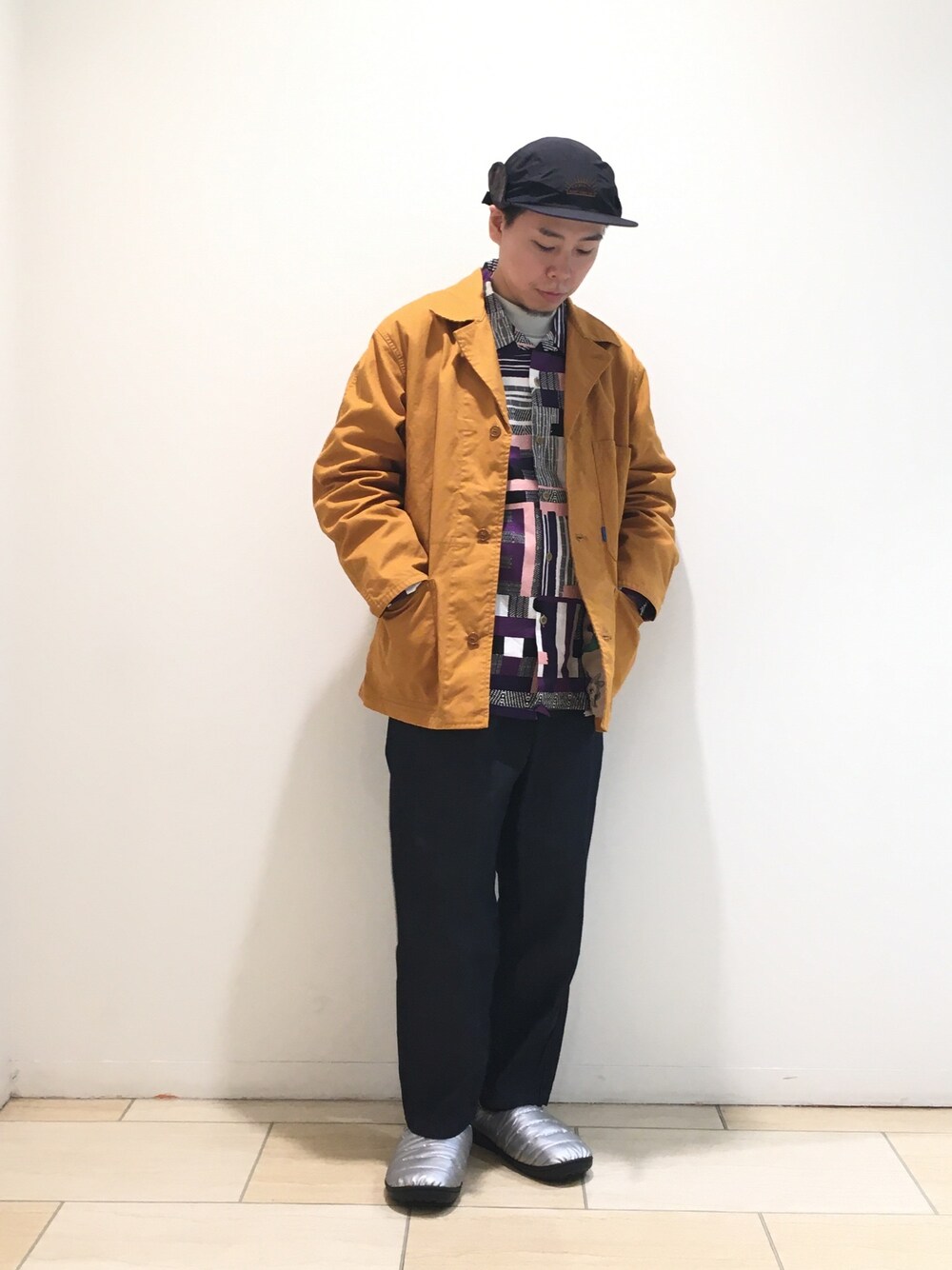 「BEAVER、BEAVER名古屋、bohemians、ボヘミアンズ、SUBU、カバーオール、秋のコーデ、大人カジュアル、アウトドアスタイル、秋冬コーデ」｜「BOHEMIANSのBOHEMIANS/ボヘミアンズ　別注 LT DUCK/ ROSY TFT LINER WORK JACKET カバーオール（カバーオール、ブラウン系）」を使った、funatoさん（メンズ・166cm）の秋コーディネートの1枚目の写真