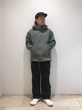 「キャンバスシューズ」｜「アイテム（ブルゾン）」を使った、funatoさん（メンズ・166cm）の冬コーディネート