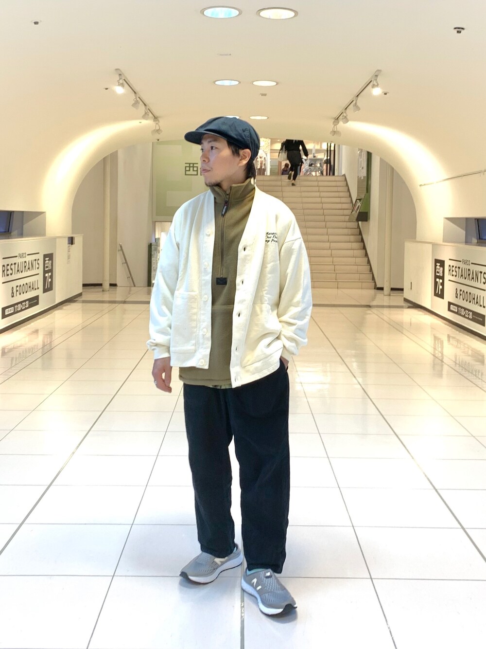 「BEAVER、BEAVER名古屋、MANASTASH、ミリタリー、アウトドアスタイル、ストリート、ストリートMIX、us army、レイヤードスタイル、今日のコーデ」｜「MANASTASHのMANASTASH/マナスタッシュ　別注 H/C SWEAT CARDIGAN 別注ヘンプコットンスウェットカーディガン（カーディガン/ボレロ、ベージュ系）」を使った、funatoさん（メンズ・166cm）の秋コーディネートの1枚目の写真