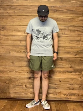 「アイテム（スリッポン）」を使った、ISOPさん（メンズ・170cm）の夏コーディネート