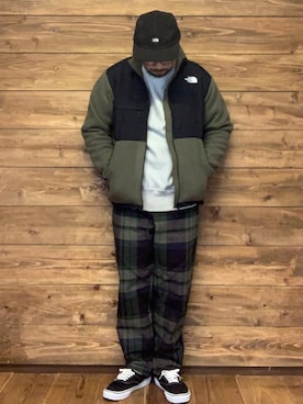 「Champion（チャンピオン）のChampion / REVERSEWEAVE CREWNECK SWEAT（スウェット）」を使った、ISOPさん（メンズ・170cm）の冬コーディネート