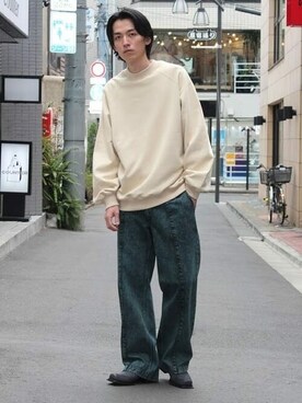 「アイテム（デニムパンツ、グリーン系）」を使った、BEAMSさん（メンズ・182cm）の冬コーディネート