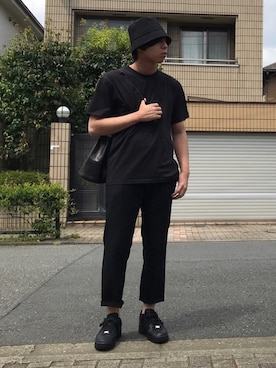「A.P.C.（アーペーセー）のアイテム（スラックス）」を使った、てぃーさん（メンズ・166cm）の夏コーディネート