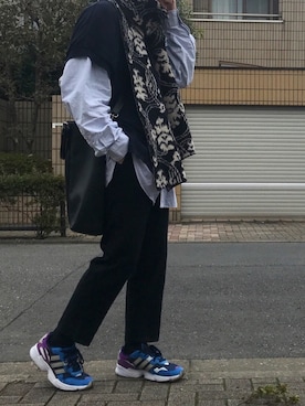 「A.P.C.（アーペーセー）のアイテム（スラックス）」を使った、てぃーさん（メンズ・166cm）の秋コーディネート