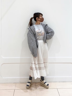 okamu🍦骨格ストレートさん（レディース・159cm）の冬コーディネート