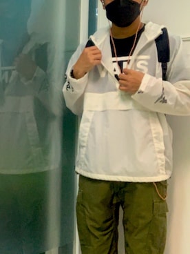 Harper & Desireeさんのコーディネート