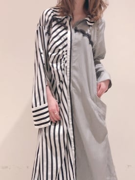 「シャツワンピを羽織る」｜「アイテム（シャツワンピース）」を使った、massyさん（レディース・158cm）の秋コーディネート