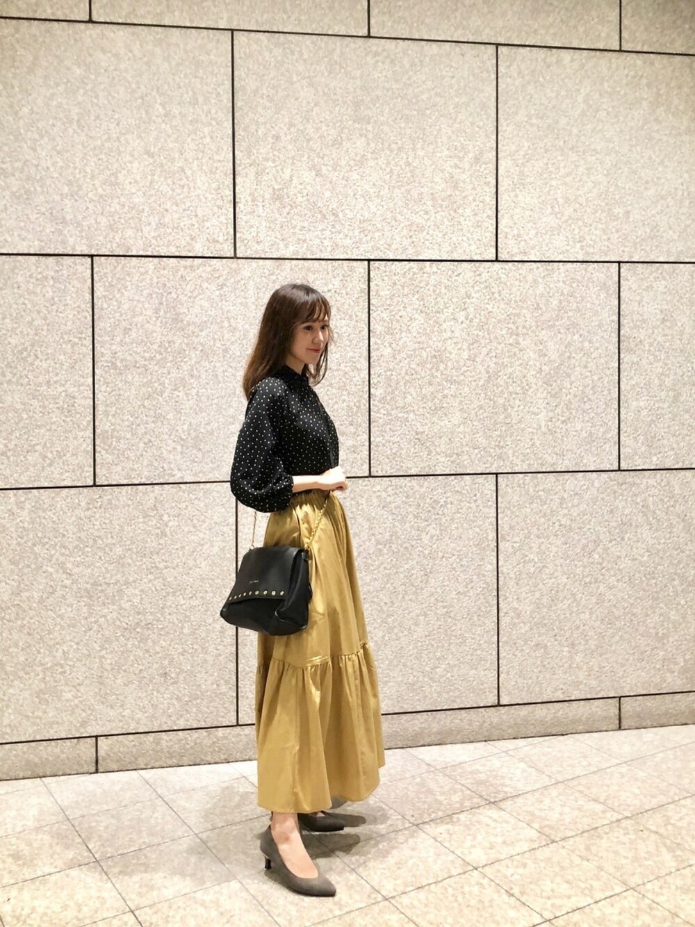 「ootd、オトナカジュアル、秋色、秋のコーデ、楽チンコーデ、ノスタルジア、ロンシャン、秋服準備はじめました」｜「anysisのアイテム（シャツ/ブラウス、ブラック系）」を使った、yukoさん（レディース・165cm）の秋コーディネートの1枚目の写真