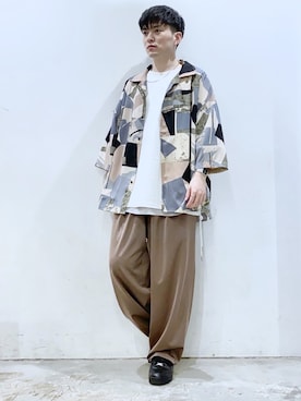 「幾何学柄」｜KOMさん（メンズ・165cm）の夏コーディネート