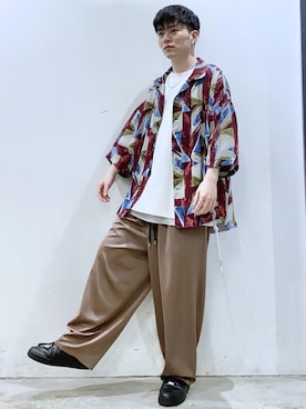「幾何学柄」｜KOMさん（メンズ・165cm）の夏コーディネート