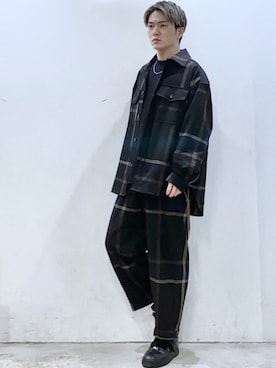 「CASPER JOHN（キャスパージョン）のCenter Pleats Ankle Wide Slacks/センタープリーツアンクルワイドスラックス(セットアップ対応)（その他パンツ）」を使った、KOMさん（メンズ・165cm）の秋コーディネート
