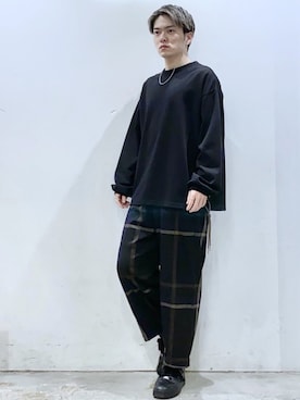 「CASPER JOHN（キャスパージョン）のCenter Pleats Ankle Wide Slacks/センタープリーツアンクルワイドスラックス(セットアップ対応)（その他パンツ）」を使った、KOMさん（メンズ・165cm）の秋コーディネート