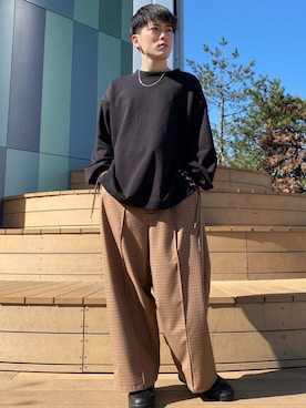 「CASPER JOHN（キャスパージョン）のアイテム（スウェット）」を使った、KOMさん（メンズ・165cm）の春コーディネート
