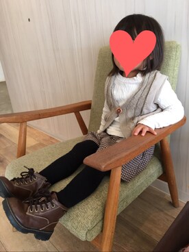 「SM2（エスエムツー）のアイテム（パンツ）」を使った、すみれさん（キッズ・90cm）の秋コーディネート