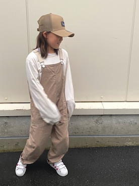 「antiqua」｜「アイテム（オールインワン・サロペット）」を使った、ties-flower11さん（キッズ・130cm）の春コーディネート