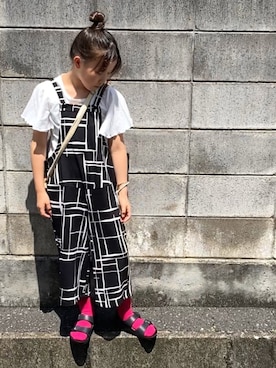 「antiqua」｜「アイテム（オールインワン・サロペット）」を使った、ties-flower11さん（キッズ・130cm）の夏コーディネート