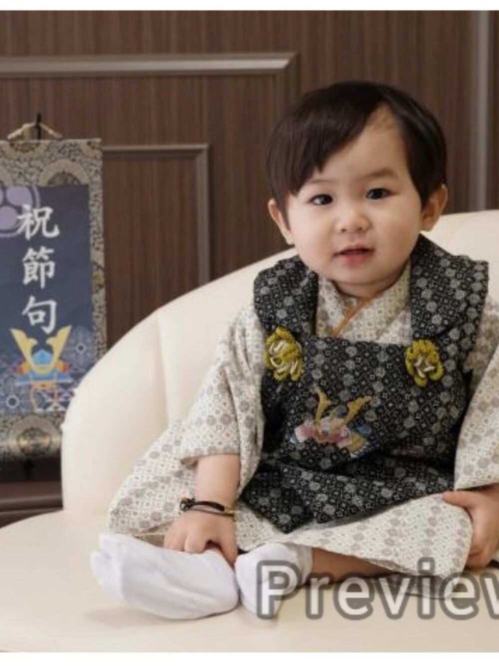 「少し早い節句、撮影、スタジオアリス、男の子コーデ、ほれてまうやろー、キッズコーデ、1歳4ヶ月、毎日がスペシャル、ママ＆息子、おしゃれさんと繋がりたい」｜「レンタルのアイテム（その他、グレー系）」を使った、hirumamaさん（キッズ・80cm）の春コーディネートの1枚目の写真
