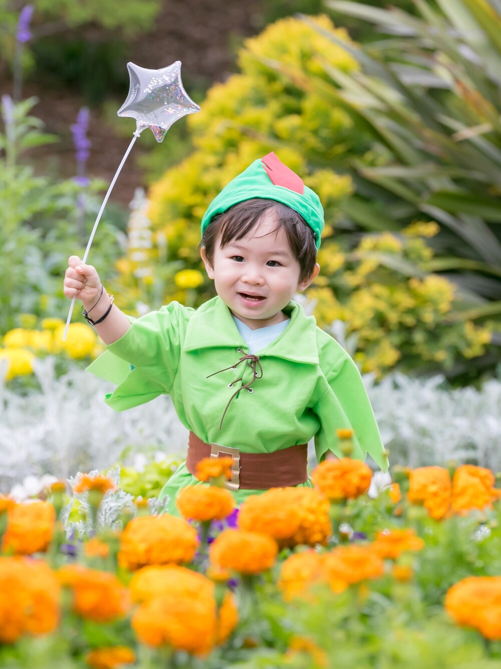 「コスプレ、ピーターパン、1歳6ヶ月、息子、撮影、キッズ時計、kidstokeipic、ファンタジー、癒し、大好き」｜「Disneyのアイテム（その他ベビー用品、グリーン系）」を使った、hirumamaさん（キッズ・74cm）の夏コーディネートの1枚目の写真