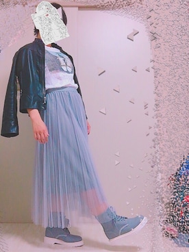 「Dr. Martens（ドクターマーチン）のアイテム（ブーツ、グレー系）」を使った、ねずさん（レディース・156cm）の春コーディネート