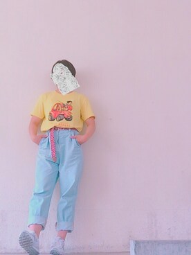 「GU（ジーユー）のアイテム（Tシャツ/カットソー、イエロー系）」を使った、ねずさん（レディース・156cm）の春コーディネート