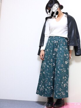 「ZARA（ザラ）のアイテム（ニット/セーター、ホワイト系）」を使った、ねずさん（レディース・156cm）の秋コーディネート