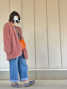 「UGG（アグ）のアイテム（モカシン/デッキシューズ、ブルー系）」を使った、ねずさん（レディース・156cm）の冬コーディネート