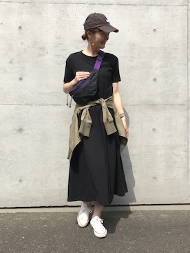 「Heather（ヘザー）のアイテム（ボディバッグ/ウエストポーチ）」を使った、住田里絵子さん（レディース・164cm）の春コーディネート