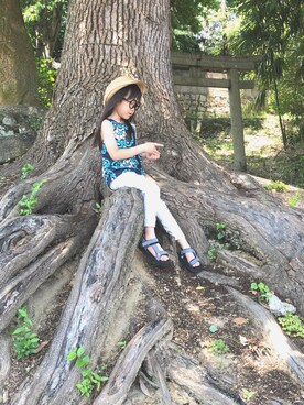 「白パンツコーデ」｜「アイテム（ワンピース/ドレス）」を使った、mimiさん（キッズ・110cm）の夏コーディネート