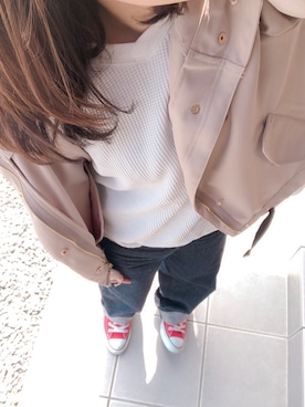 「UNIQLO（ユニクロ）のハイライズワイドストレートジーンズ（デニムパンツ）」を使った、kazuさん（レディース・160cm）の春コーディネート