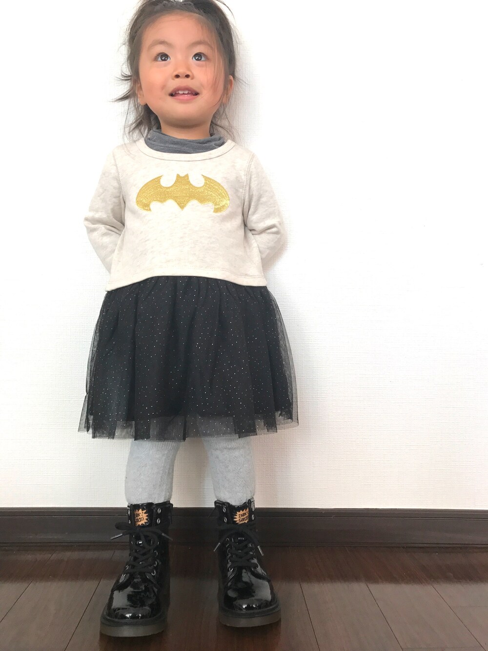 「babygap、ZARA KIDS、女の子、2歳」｜「babyGAPのアイテム（ワンピース、ベージュ系）」を使った、RAIKAさん（キッズ・80cm）の冬コーディネートの1枚目の写真
