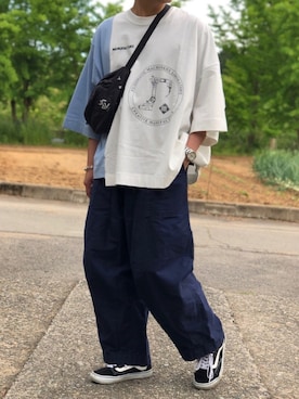 「Needles（ニードルス）の＜NEEDLES＞BALOON FATIGUE PANTS/パンツ（カーゴパンツ）」を使った、関節のパニックさん（メンズ・175cm）の春コーディネート